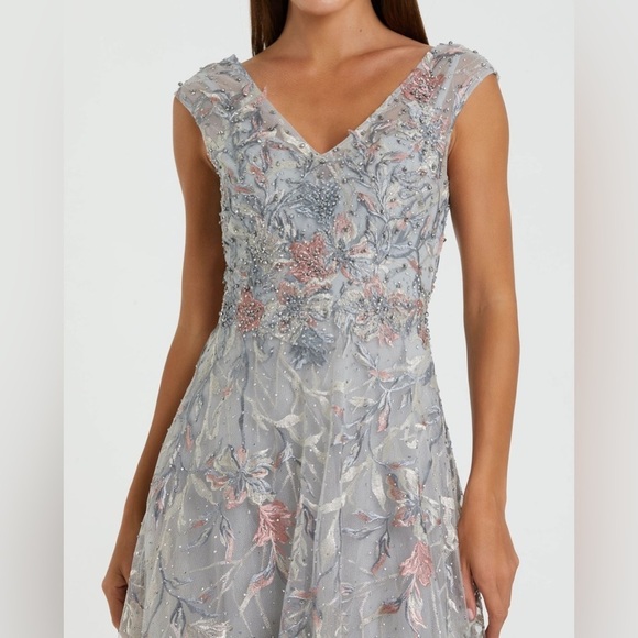 MAC DUGGAL 20263 NWOT Embroidered Illusion Cap Sleeve A Line Gown - Picture 3 of 7